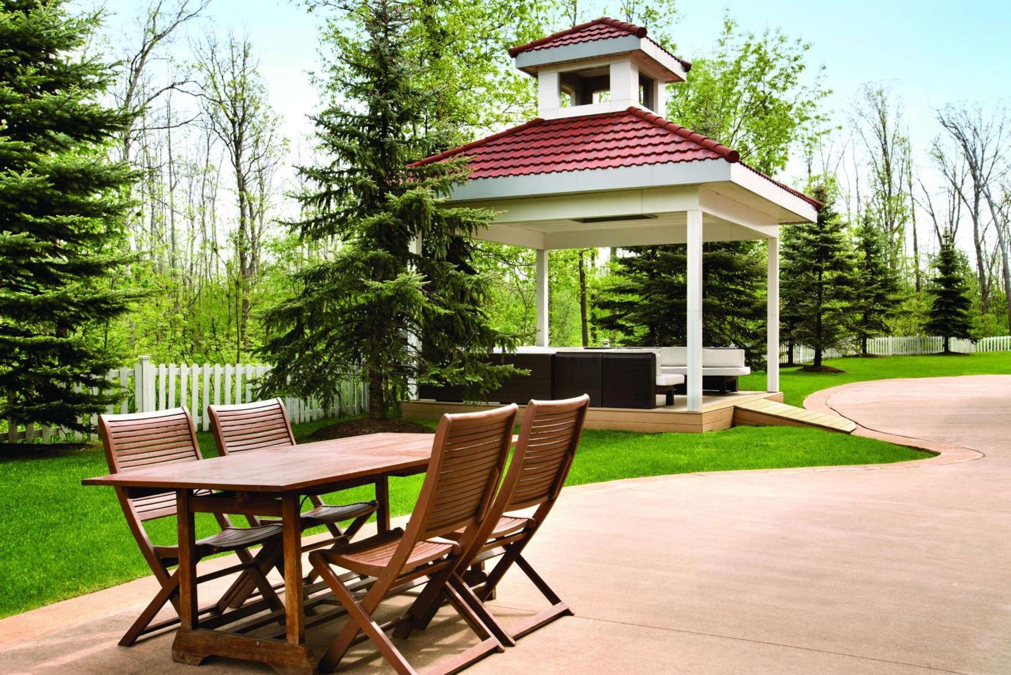 Hilton Garden
